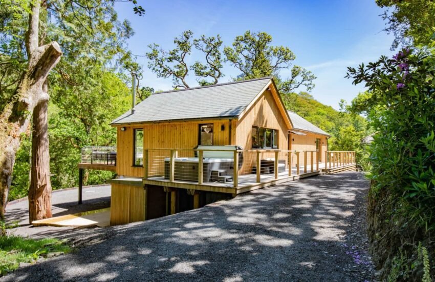 Log Cabins Near Truro